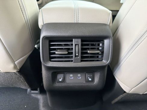New 2026 Nissan Murano Platinum w/ Technology Package AWD/4WD image 4