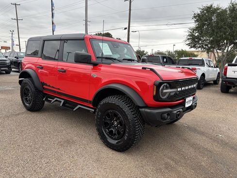 Certified 2023 Ford Bronco Wildtrak image 5