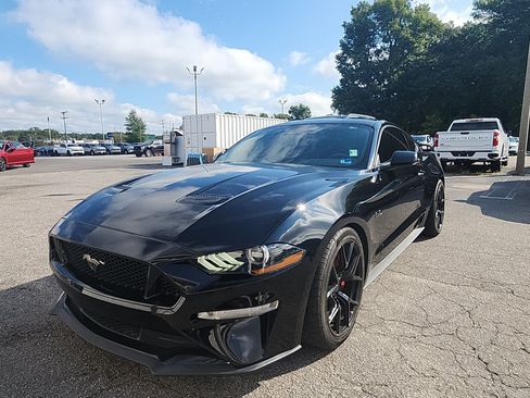 Used 2022 Ford Mustang GT Premium w/ Equipment Group 401A RWD image 1