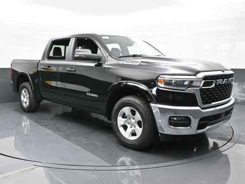 Used 2025 RAM 1500 Big Horn image 8