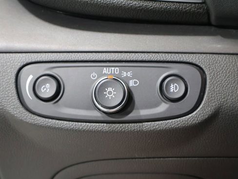 Used 2017 Buick Encore Essence w/ Experience Buick Package AWD/4WD image 31