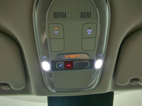 New 2026 Hyundai Ioniq 9 SEL image 25