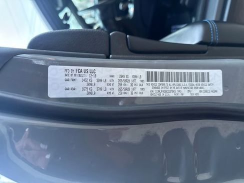 Used 2019 Jeep Grand Cherokee Laredo image 19