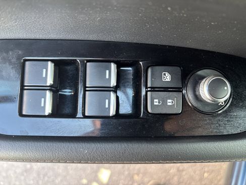 Used 2023 MAZDA CX-5 AWD 2.5 S w/ Premium Package image 17