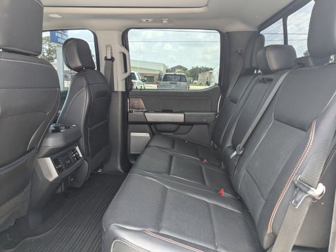 Used 2023 Ford F250 Lariat w/ Lariat Ultimate Package image 14