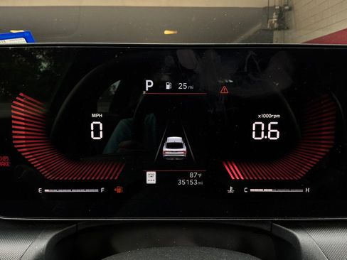 Used 2025 Kia K4 FWD image 36