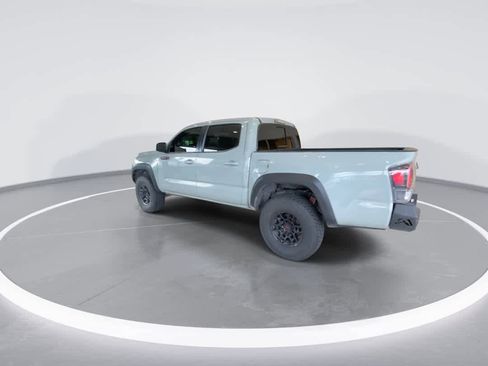 Used 2021 Toyota Tacoma TRD Pro AWD/4WD image 6
