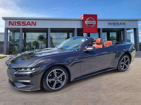Used 2024 Ford Mustang Premium RWD image 9