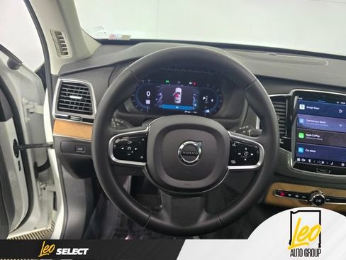 Used 2023 Volvo XC90 B6 Plus w/ Protection Package Premier AWD/4WD image 12