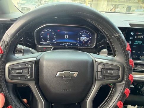 Used 2023 Chevrolet Silverado 1500 RST w/ Redline Edition AWD/4WD image 21