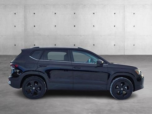 New 2025 Volkswagen Taos SEL image 3