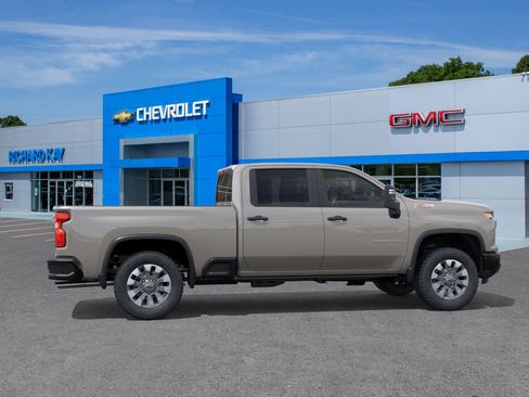 New 2026 Chevrolet Silverado 2500 Custom image 29