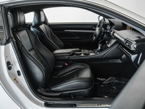 Used 2016 Lexus RC 350 w/ Luxury Package RWD image 29