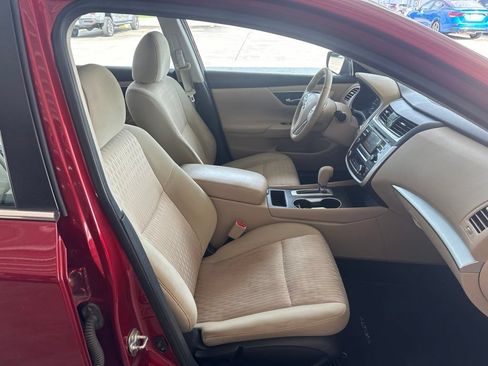 Used 2017 Nissan Altima 2.5 SV FWD image 16