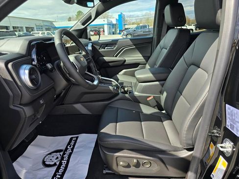 New 2026 Chevrolet Colorado LT RWD image 8