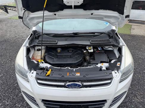 Used 2014 Ford Escape Titanium w/ Equipment Group 401A AWD/4WD image 10