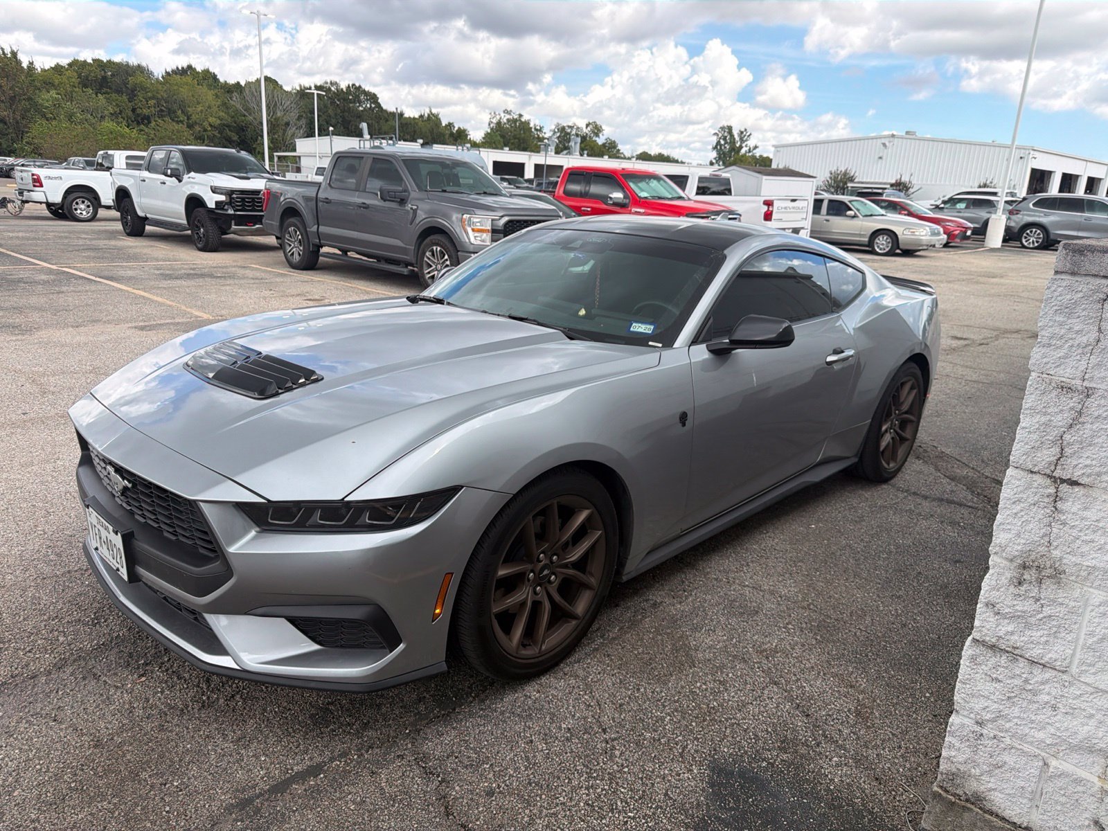 Used 2026 Ford Mustang Coupe RWD image 1