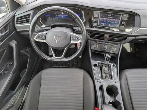 Used 2024 Volkswagen Jetta S image 10