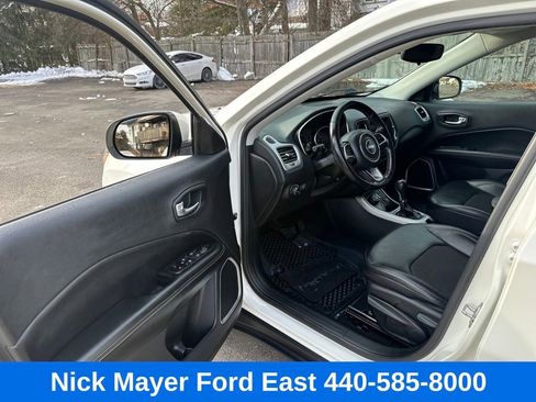 Used 2020 Jeep Compass Latitude w/ Cold Weather Group image 9