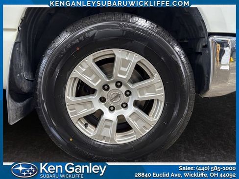 Used 2017 Nissan Titan SV AWD/4WD image 21