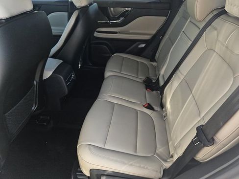 New 2026 Lincoln Corsair Premiere image 23