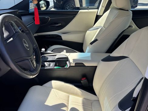 Used 2022 Lexus ES 350 w/ Accessory Package 2 FWD image 6
