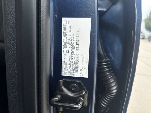 Used 2016 Ford F150 XLT w/ Equipment Group 302A Luxury AWD/4WD image 35
