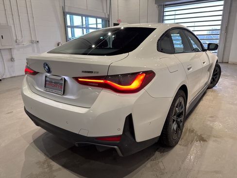 Used 2023 BMW i4 eDrive35 w/ Premium Package image 3