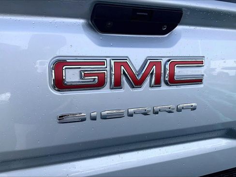 Used 2021 GMC Sierra 1500 SLE image 28