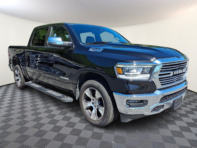 Used 2023 RAM 1500 Laramie AWD/4WD image 1