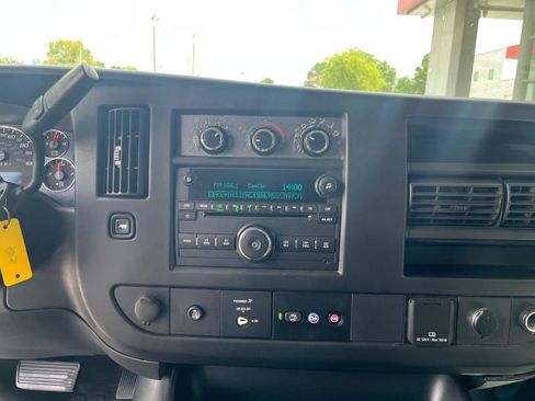 Used 2017 Chevrolet Express 2500 LS image 16