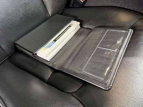 Used 2018 Volvo XC60 T5 Momentum w/ Vision Package image 26