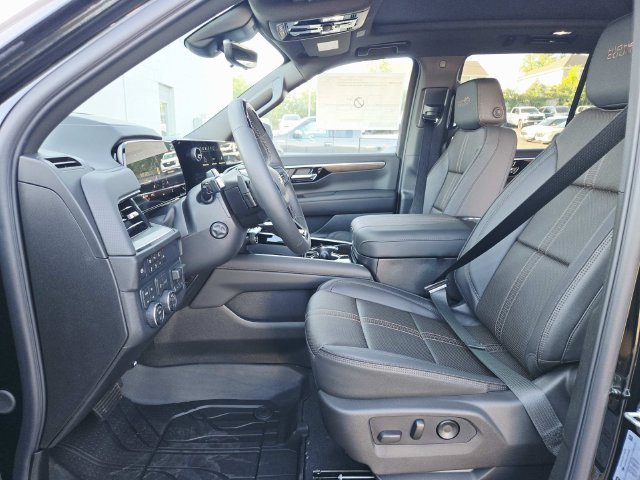 New 2026 Chevrolet Tahoe High Country AWD/4WD image 12