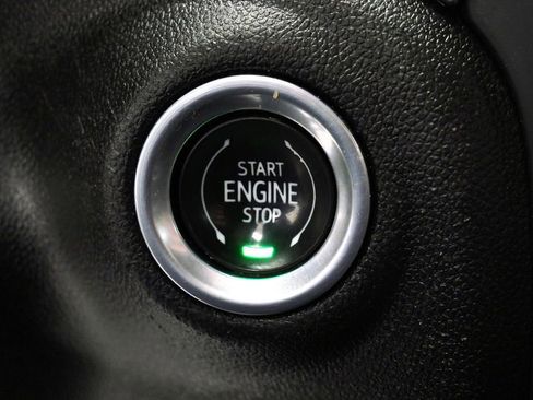 Used 2021 Chevrolet Silverado 1500 RST w/ Bed Protection Package image 25