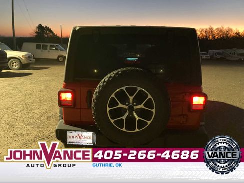 Used 2024 Jeep Wrangler Sport S image 6