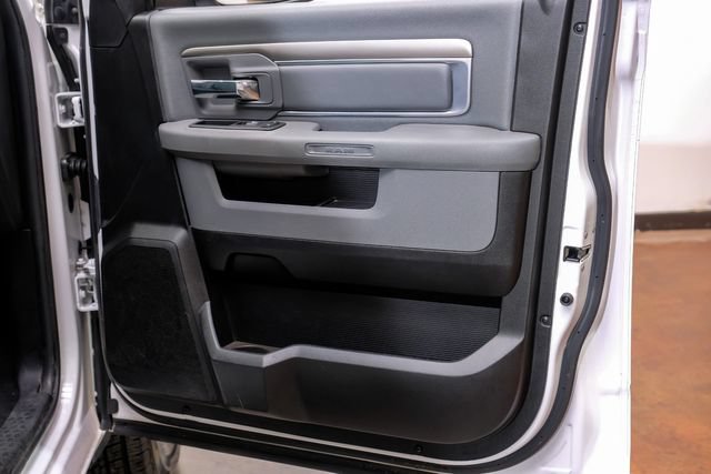 Used 2020 RAM 1500 Classic SLT RWD image 39