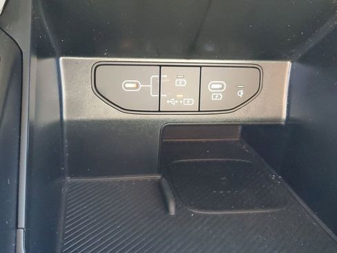 Used 2025 Kia Sorento EX w/ Panoramic Sunroof Package image 33