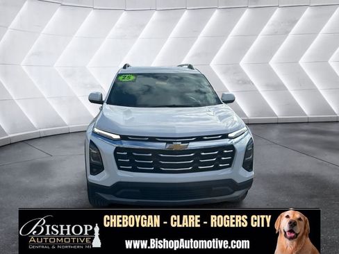 Used 2025 Chevrolet Equinox LT w/ Convenience Package II AWD/4WD image 21