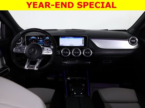 Used 2021 Mercedes-Benz GLA 35 AMG 4MATIC image 35