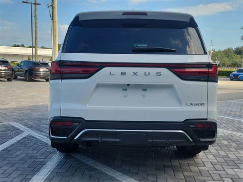 Used 2024 Lexus LX 600 F Sport image 4