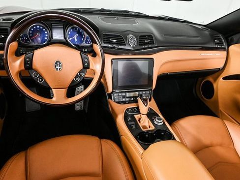 Used 2018 Maserati GranTurismo Sport image 19