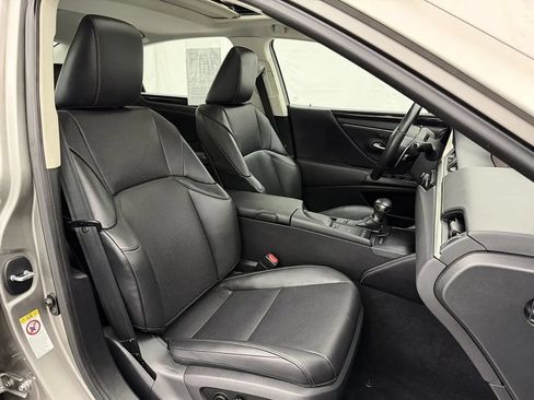 Used 2019 Lexus ES 350 w/ Premium Package FWD image 32