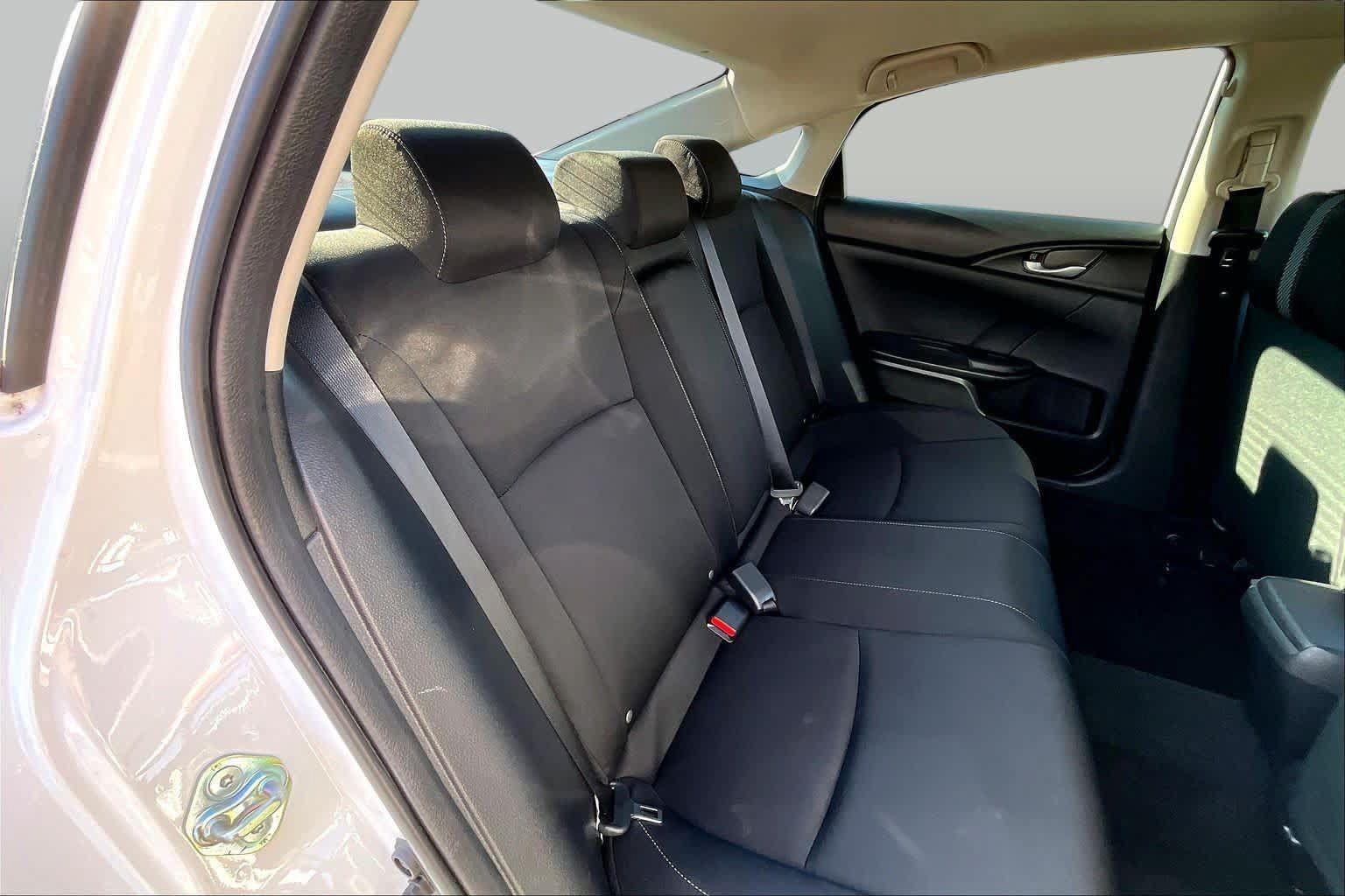 Used 2018 Honda Civic EX image 19