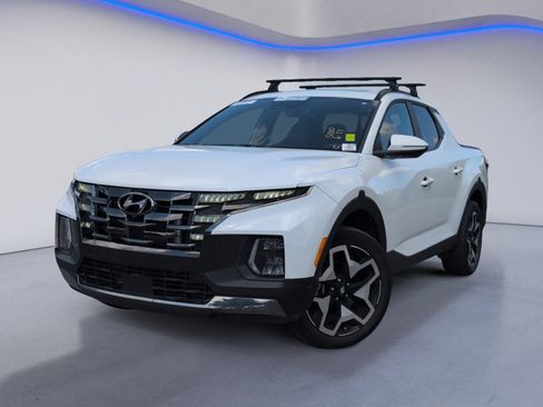 Used 2023 Hyundai Santa Cruz Limited w/ Cargo Package AWD/4WD image 2
