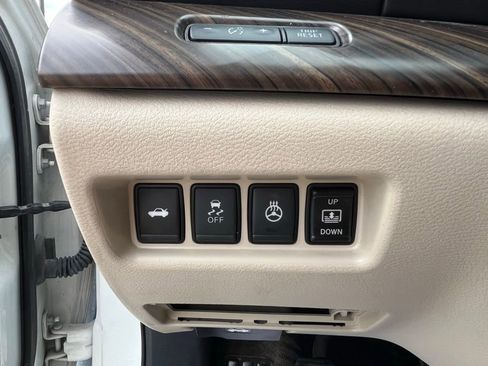 Used 2017 Nissan Maxima Platinum image 11