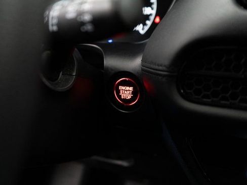 Certified 2024 Honda HR-V LX image 25