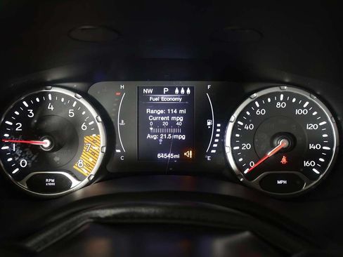 Used 2019 Jeep Renegade Latitude w/ Cold Weather Group AWD/4WD image 36