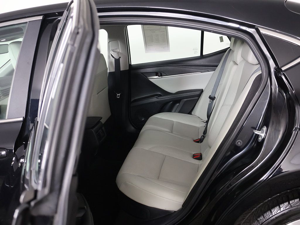 Used 2025 Toyota Camry XLE FWD image 28