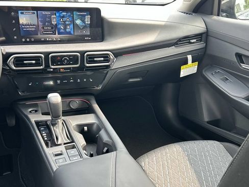 New 2026 Nissan Sentra SV w/ SV Convenience Package FWD image 22