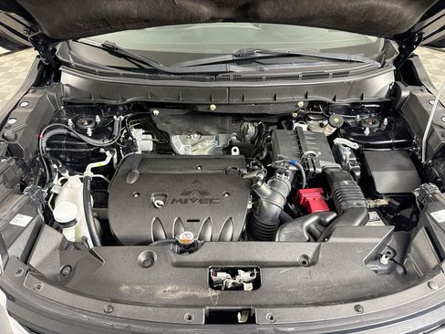 Used 2023 Mitsubishi Outlander Sport ES AWD/4WD image 39